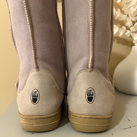 BearPaw Sheepskin Suede Meadow 10β Boots Stone Grey Size 8 EUC - Picture 5 of 13